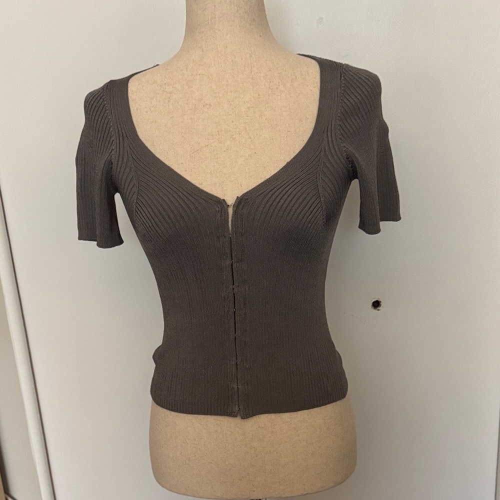 Intimately by Free People clasp front ribbed stretch V neck top NWT